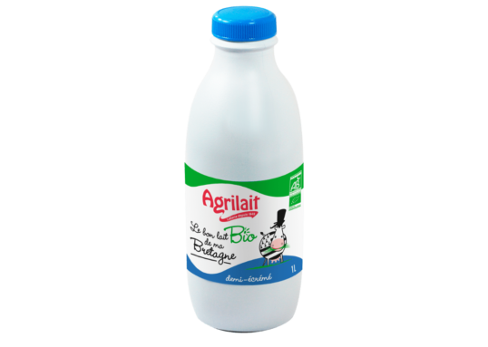 Lait demi-écrémé BIO de Bretagne en bouteille